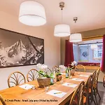 Les Arolles Hotel 3*