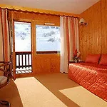 Les Arolles Hotel