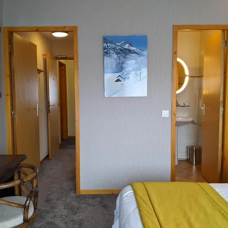 Les Arolles Hotell Méribel