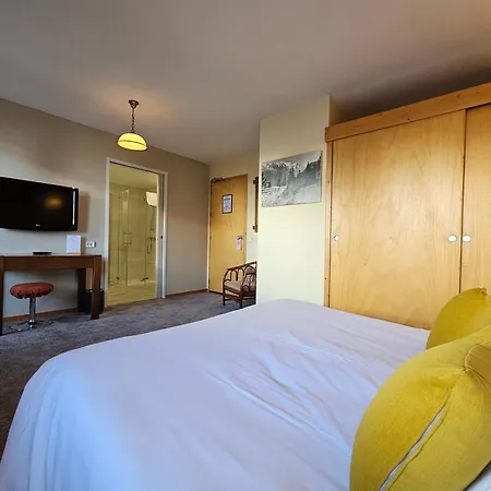Les Arolles Hotell 3*