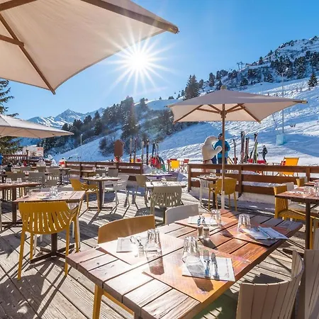 Les Arolles 3* Méribel