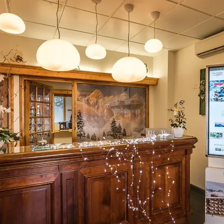 Les Arolles Hotell